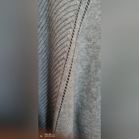 Apricot oversized sweater - Picture 3 of 6